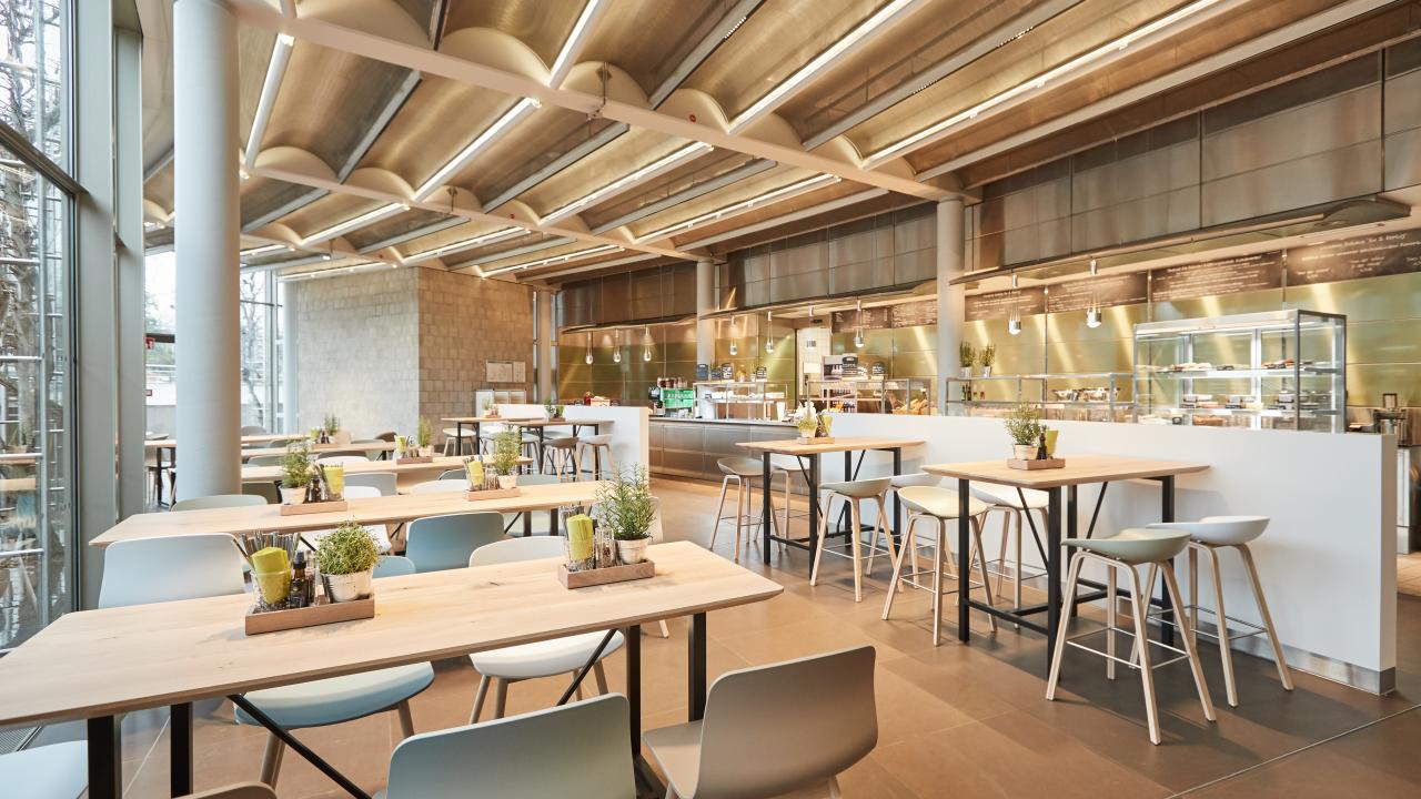Baykomm_Bistro