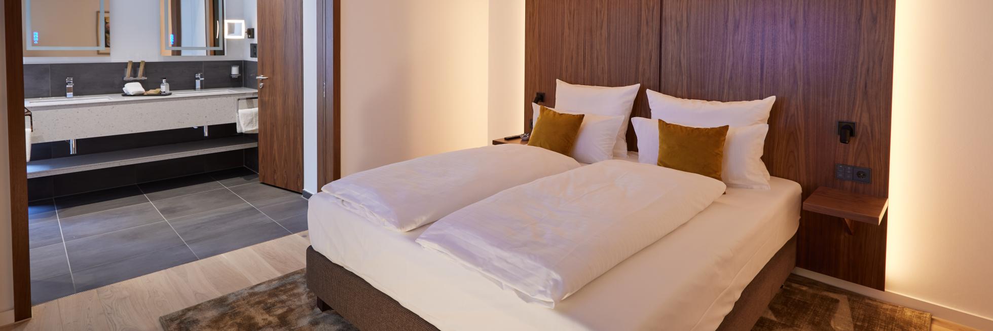 KasinoHotel_Suite_bedroom